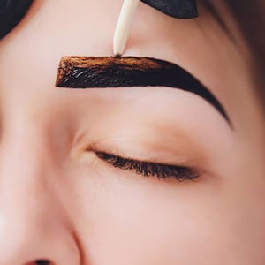 Henna Eyebrow